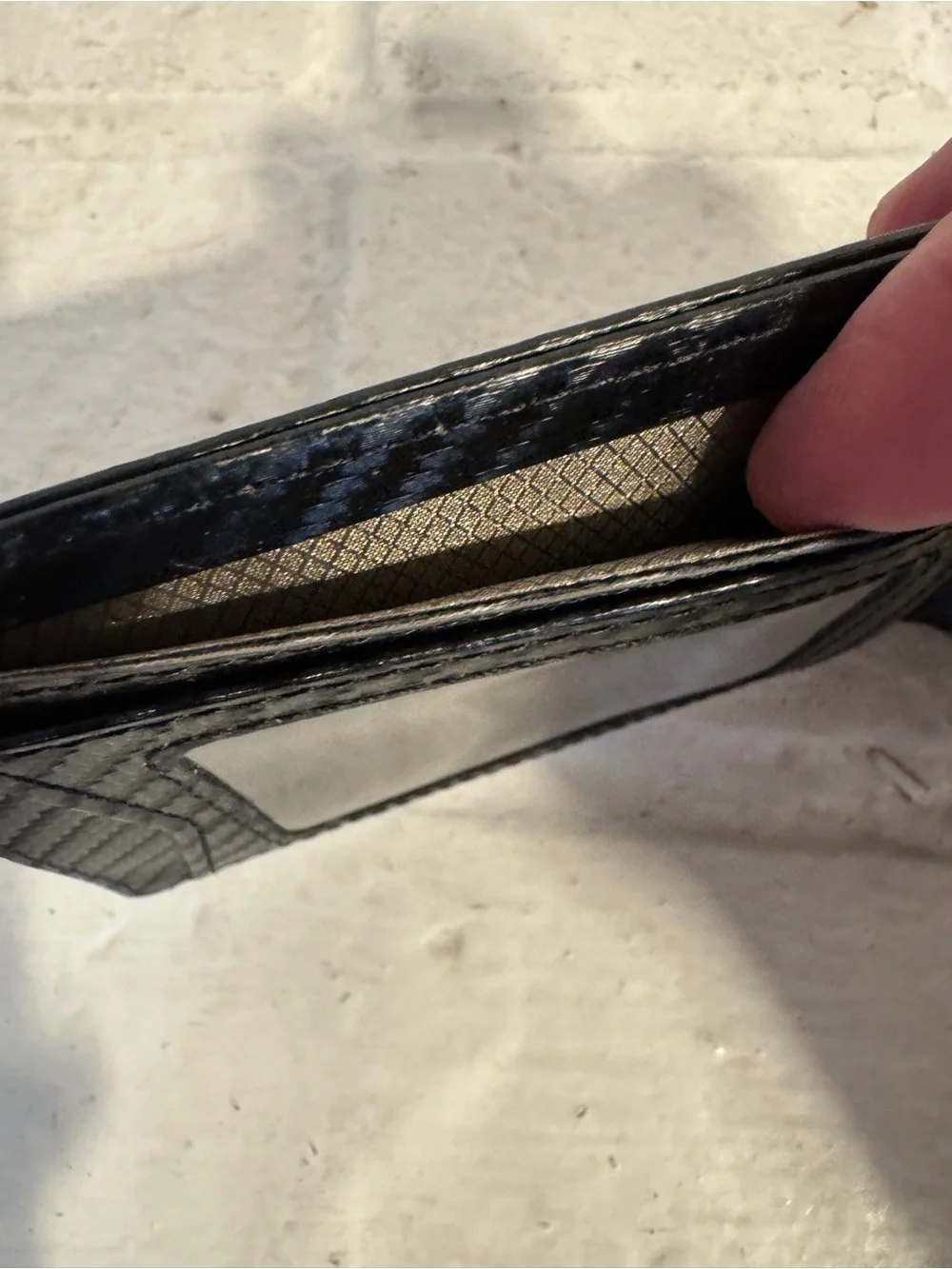 TRAVANDO Black Carbon Fiber Slim Bifold Wallet Money Clip RFID